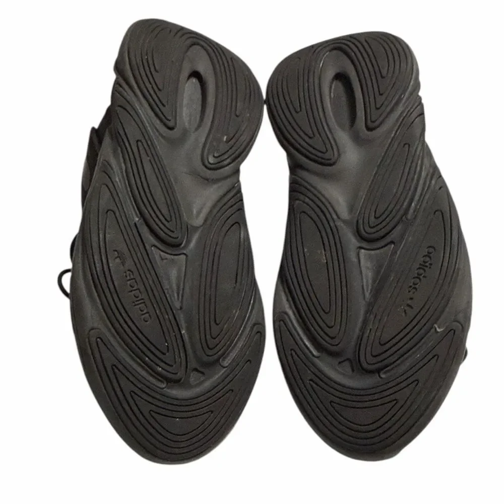 Adidas Ozelia Triple Black Sneakers Size 6